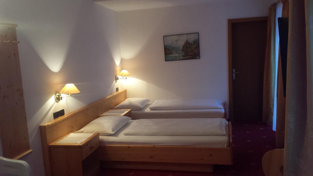 Hotel Garni Gardena - Appartments Santa Cristina Val Gardena Cameră foto