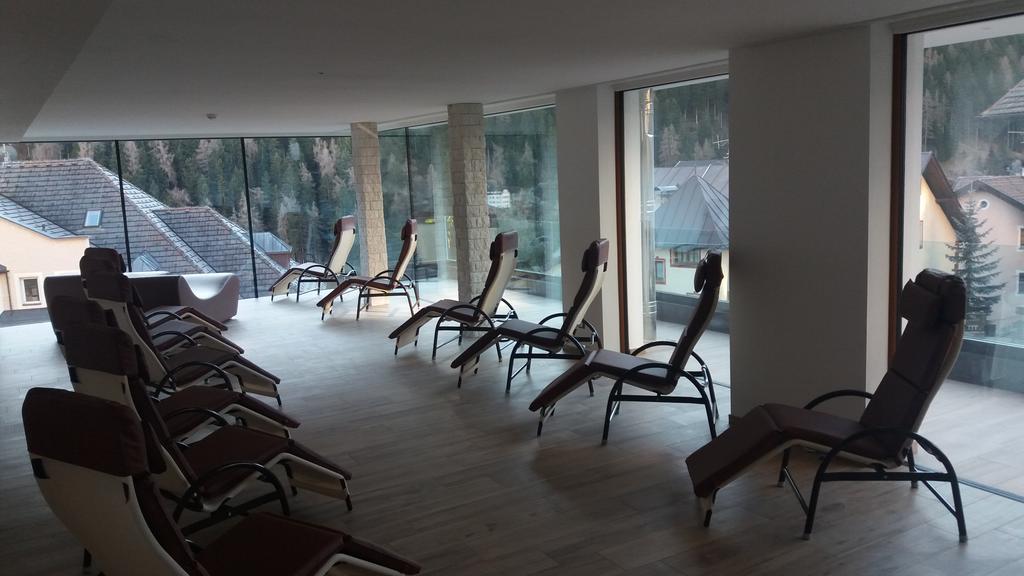 Hotel Garni Gardena - Appartments Santa Cristina Val Gardena Exterior foto